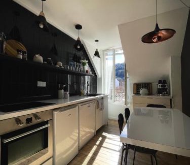 Mont-Dore Apartamento | Maison Yuki - Appartement chic - Netflix et Parking gratuit