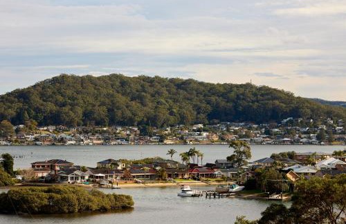 Daleys Point Casa | Maisonn Hinoki Spacious Holiday Oasis