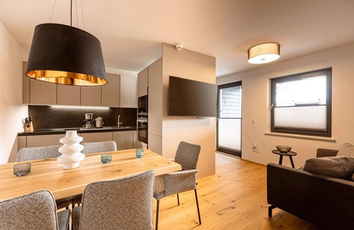 Sankt Martin am Tennengebirge Apartamento | Majestuoso apartamento con piscina infinita