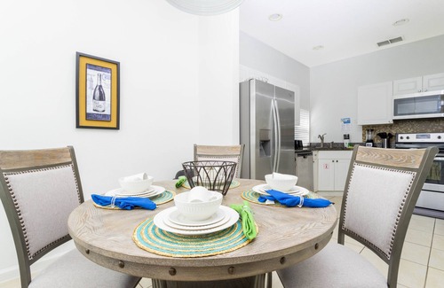 Venetian Bay Villages Casa | Hermosa casa de 4 dormitorios, piscina privada, comunidad cerrada, Wi-Fi gratuito