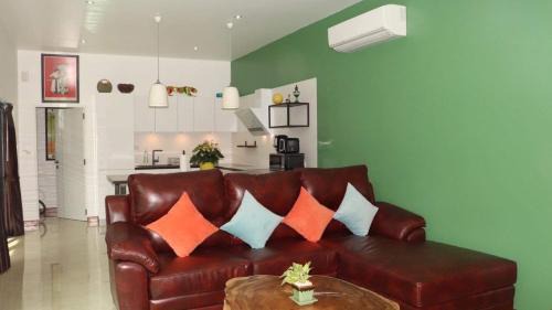 Pratumnak Hill Villa | Majestic by Korawan