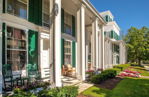 Manchester Apartamento | Majestic Equinox | King Room + Mountain View