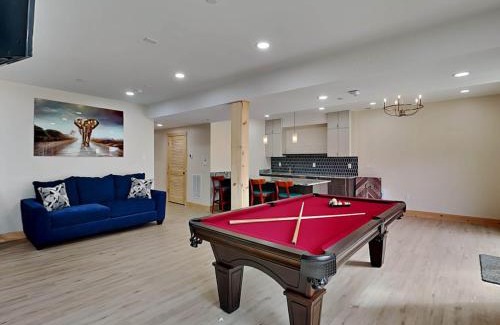 McHenry Casa | Majestic Manor