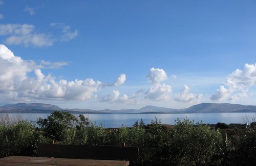 Caherdaniel Casa | Majestuosas vistas al mar, para familias, mascotas, accesible en silla de ruedas
