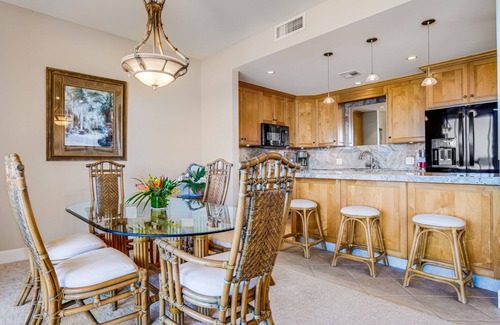 Wailea Condominio | Makena Surf B205 Beachfront Resort - 2 Bedroom Oceanfront Condo