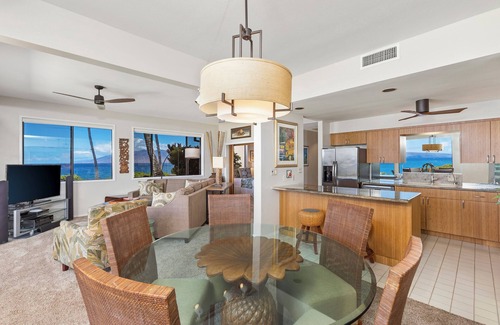 Wailea Condominio | Makena Surf F104 - Oceanfront 3BR w/ AC, Panoramic Views & Beach Access