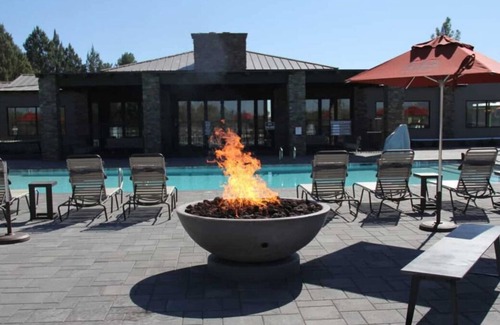 Camp Verde Casa | Making The Best Memories Along The Way! FREE Parking, Pool, Pets Allowed!