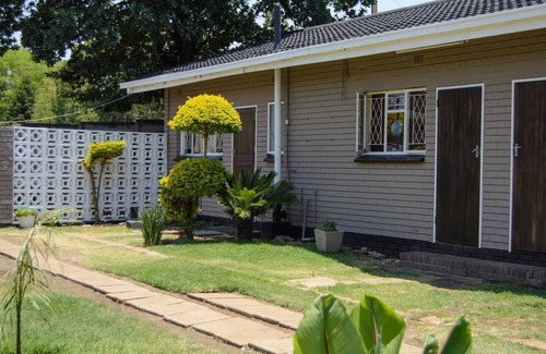 Harare East Casa | Malcom @ Las Palmas Guest House