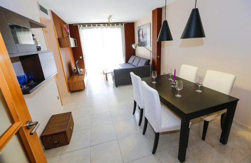 La Pineda Apartamento | Maldivas Planet Costa Dorada