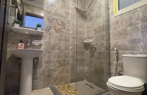 Giza Hotel | Malek Pyramids Guest House