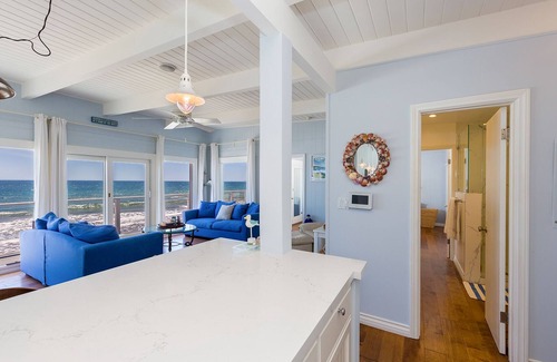 Malibu Casa | Malibu Beach Pad - Awesome Secluded Beachfront Home