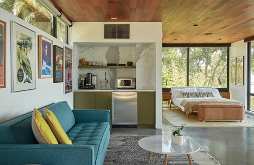 Eastern Malibu Casa | Estudio moderno Malibu Mid-Century con vista al mar