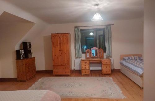 Malin Casa | Malin Head - House - Sleeps 16 - Pet Friendly