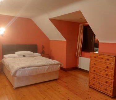 Malin Casa | Malin Head - House - Sleeps 16 - Pet Friendly