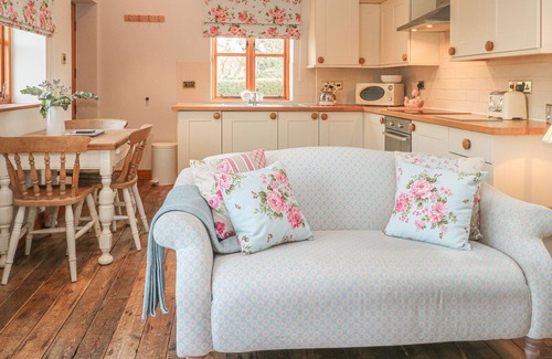 Bispham Green Cabaña | Maltkiln Cottage At Crook Hall Farm