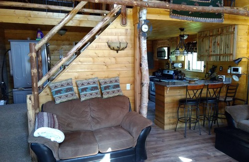 Funny River Cabina | Alquiler de cabañas: Soldotna, cerca del río Kenai, ideal para familias, ideal para pescadores