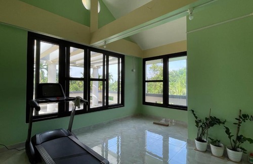 Pasighat Casa | Mama loongs abode