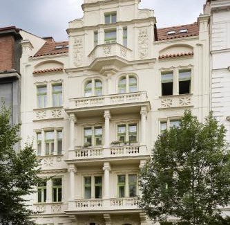 Bubenec Apartamento | Mama's apartment in Letna