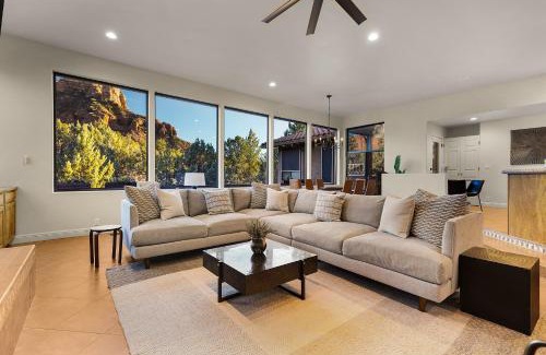 Sedona Casa | Mammoth Rock Splendor Family Home-Close to town, Huge Spa & Game Room