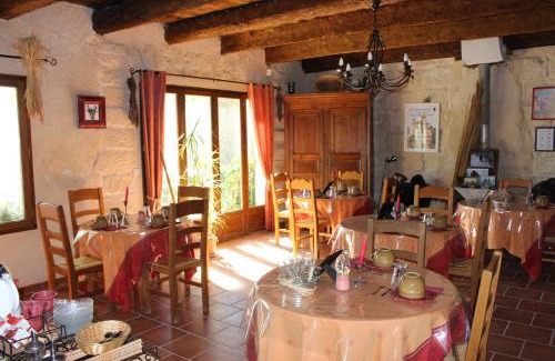 Montcalm Cama Y Desayuno | MANADE SAINT LOUIS Mas de La Paix
