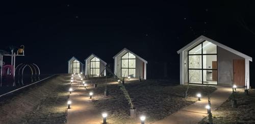 Miguel Pereira Cabina | Mandacaru Encantado