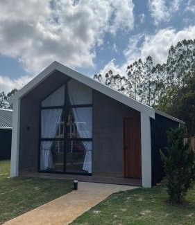 Miguel Pereira Cabina | Mandacaru Encantado