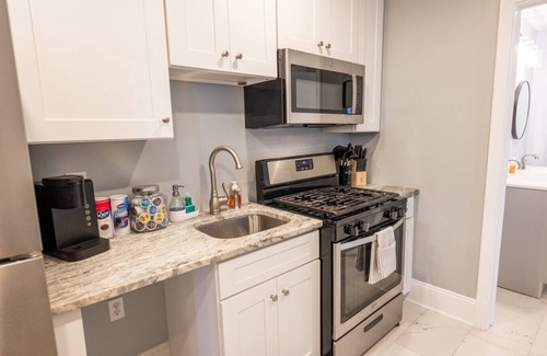 Saint Roch Casa | Mandeville Creole Cottage Historic Getaways lower