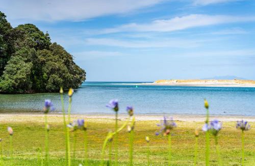 Mangawhai Heads Casa | Mangawhai Marvel - Mangawhai Heads Holiday Unit