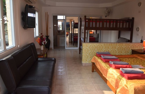 Na Chom Thian Casa | MANGOES PATTAYA