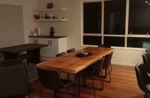 Mangonui Casa | Mangonui 4 bedroom, 3 bathrooms situated 5 minute walk from Mangonui township.