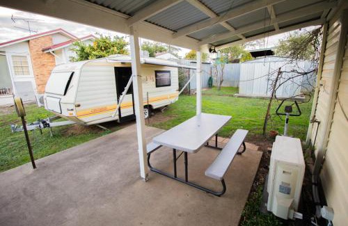 Manilla Casa | Manilla Cottage - Manilla NSW