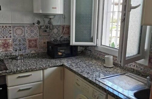 Alcorrin Casa | Apto amplio para 6 personas. Terraza 30m. A 1,2 km de la playa, con 4 piscinas