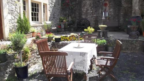 Shepton Mallet Casa | Manor House Annex - Sleeps up to 6 People