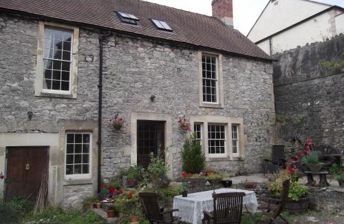 Shepton Mallet Casa | Manor House Annex - Sleeps up to 6 People