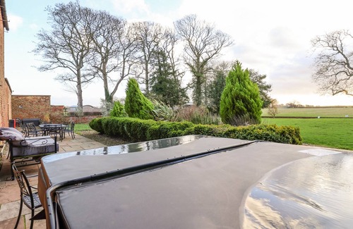 Ryther Cabaña | Manor House