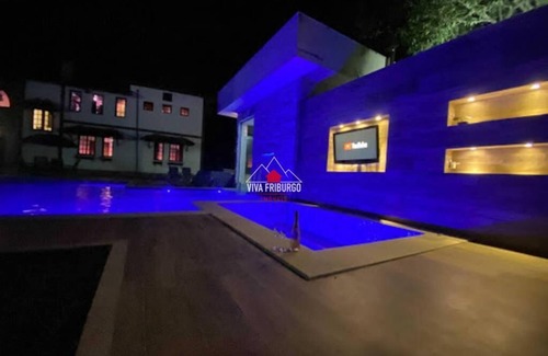 Mury Casa | Mansão na Serra, Venham Descansar em Grande Estilo