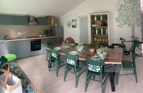Casanova Lerrone Apartamento | Mansarda Albero Verde