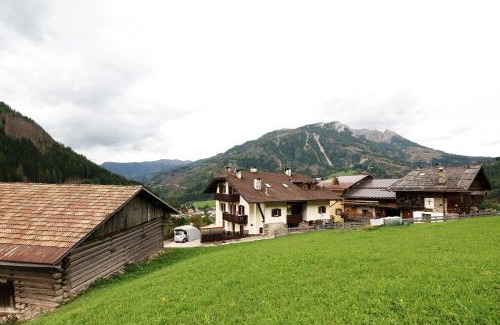 Moena Apartamento | Mansarda Maema