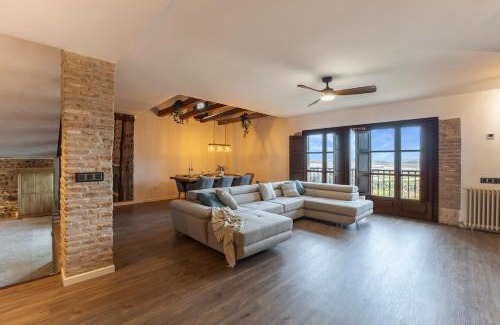 Guadalajara Villa | Mansion 35min Madrid - Cine - Piscina - BBQ