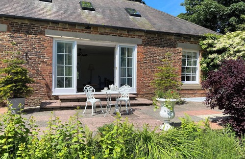 East Boldon Apartamento | Mansion Annexe - Private 5 Acres-stunning Grounds
