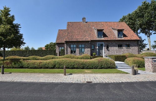 Lichtervelde Villa | Mansión Den Ast con jacuzzi y jardín