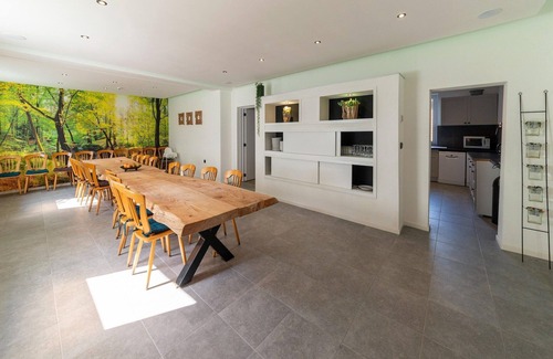 Buellingen Villa | Mansión con piscina y bar