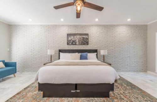 Church Street Casa | Mansion With Private Pool Basketball & Tennis courts