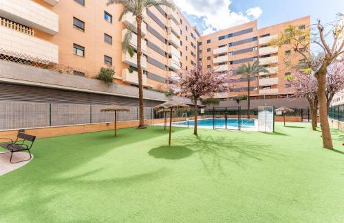 R.E.N.F.E. Apartamento | María Zambrano City Center & Parking