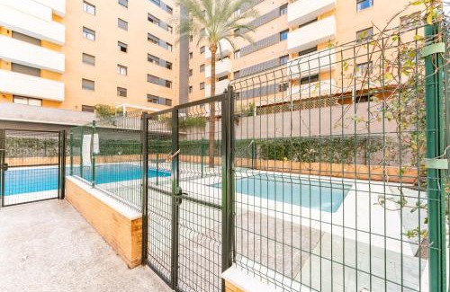 R.E.N.F.E. Apartamento | María Zambrano City Center & Parking