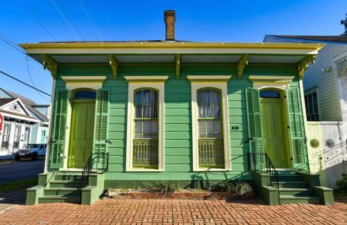 Seventh Ward Casa | Marais Victorian - Steps to French Qtr