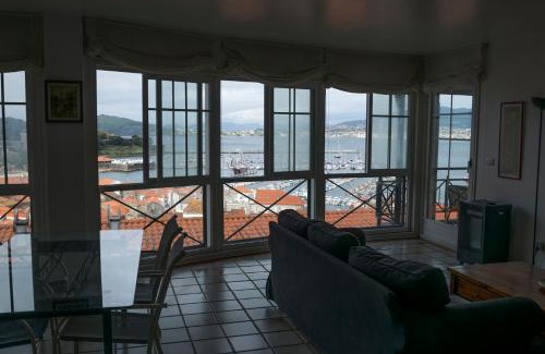 Centro histórico de Baiona Apartamento | Maravilloso apartamento con vistas al mar