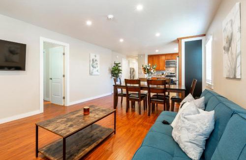 Northside Apartamento | @ Marbella Lane 3BR Upper Level House in Downtown San Jose