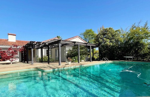 Los Altos Hills Casa | @ Marbella Lane - Stunning Retreat House | Pool