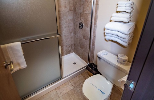 Marbleton Hotel | Marbleton Inn